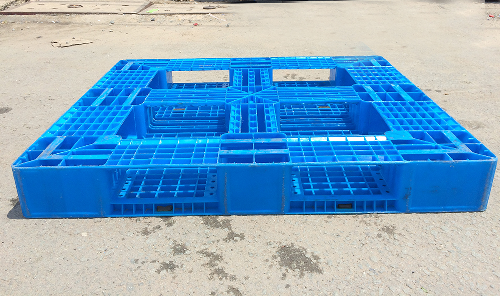 Pallet nhựa mẫu 175