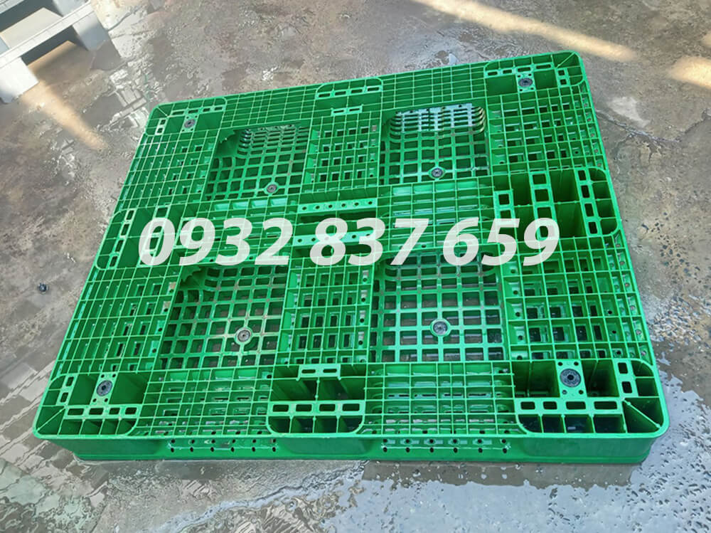 Pallet nhựa mẫu 122