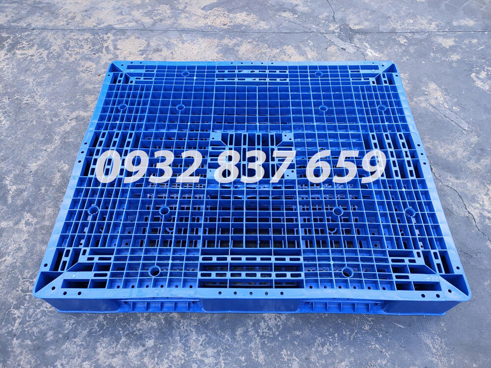 Pallet nhựa mẫu 127